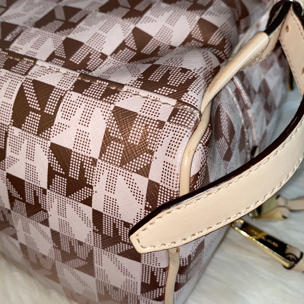 Michael Kors CHECKERBOARD RHEA ZIP Backpack - Picture 9 of 9